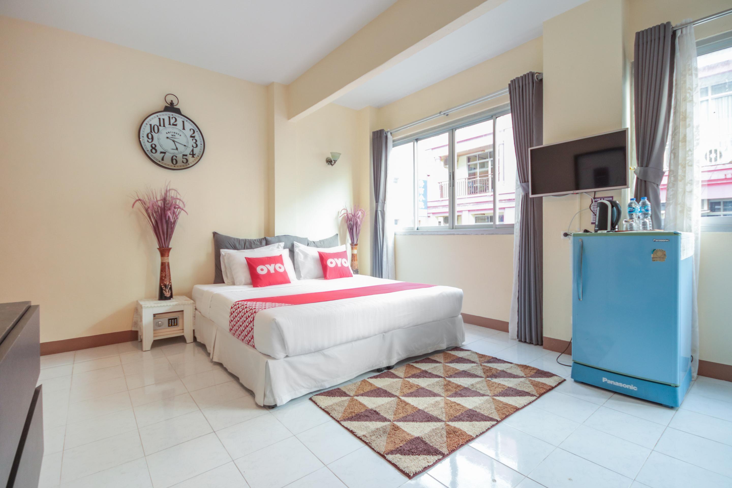 Patong Oyo 1134 Baan Zarn Guesthouse מראה חיצוני תמונה