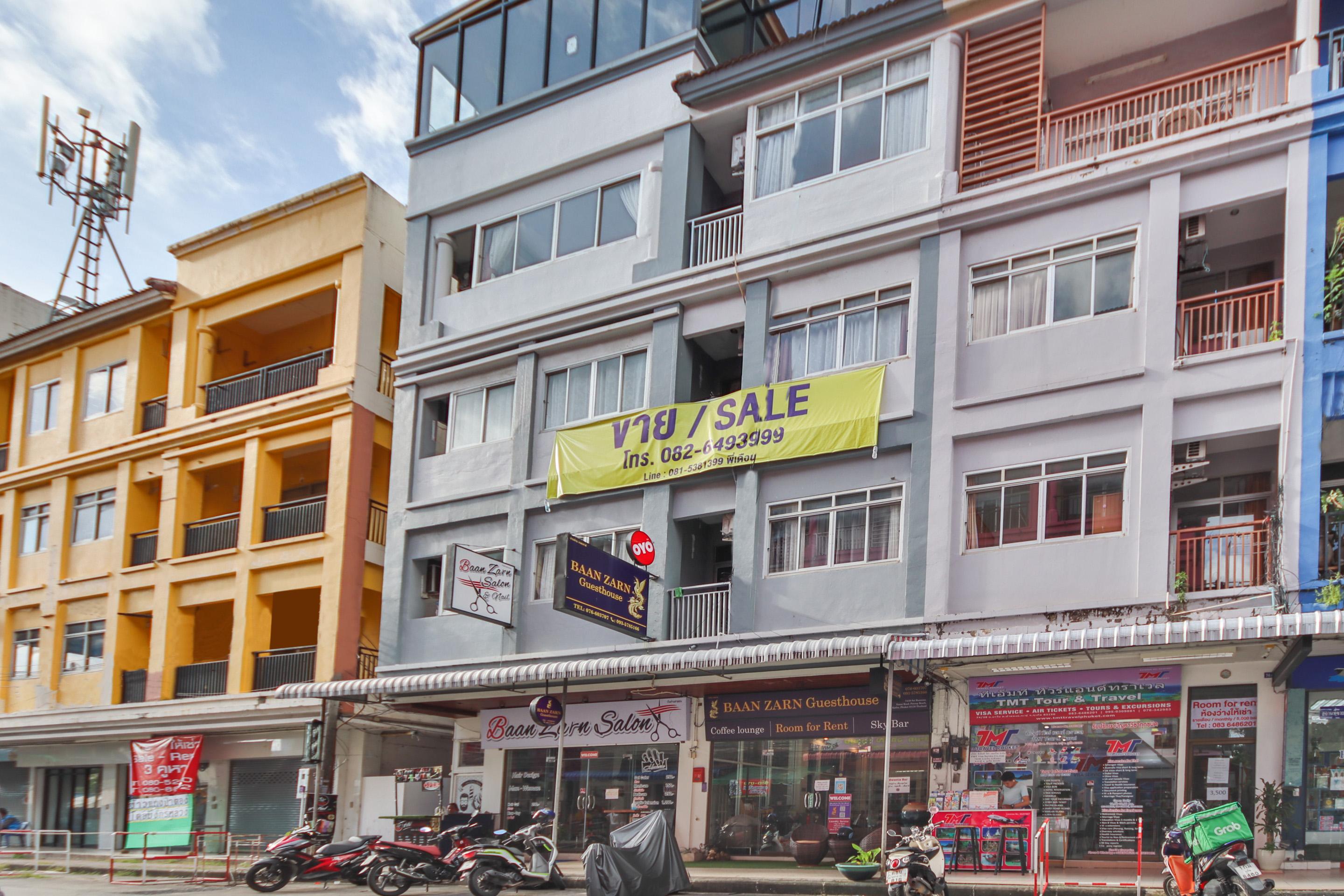 Patong Oyo 1134 Baan Zarn Guesthouse מראה חיצוני תמונה